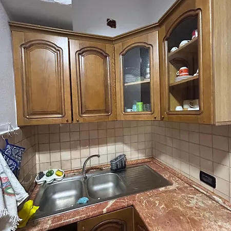 Sheri Apartment *